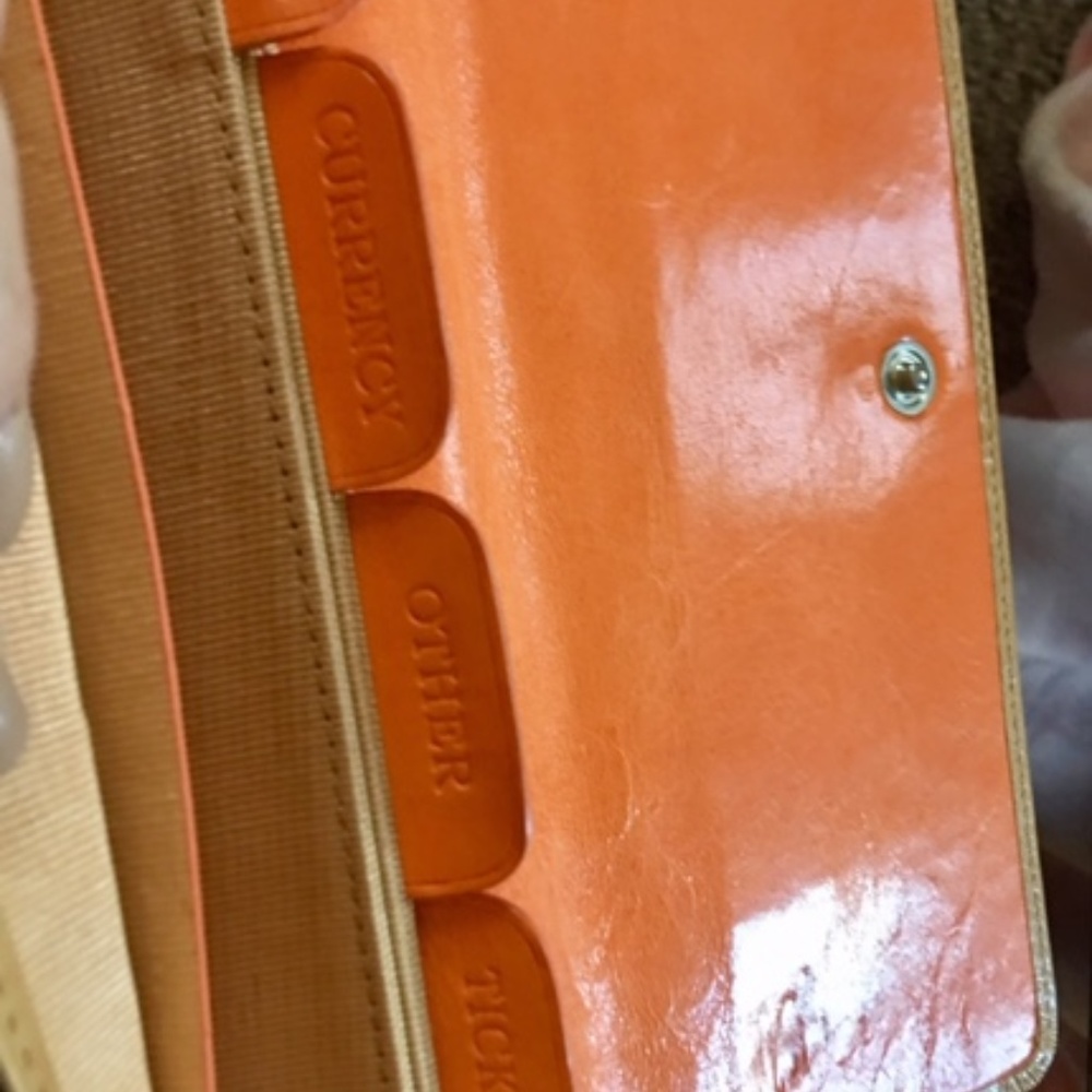 Travel Valet 100% leather